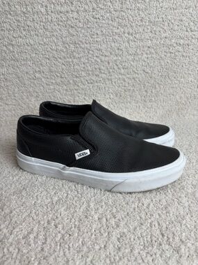 Vans Shoes Womens 8.5 Black Perforated Classic‎ Slip Skater Of The Wall Sneakers